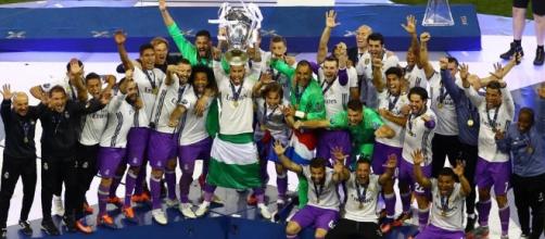 Madrid holding up the Champions League Cup - hindustantimes.com