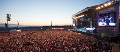 Germania: concerto Rock am Ring interrotto causa minaccia terrorismo.