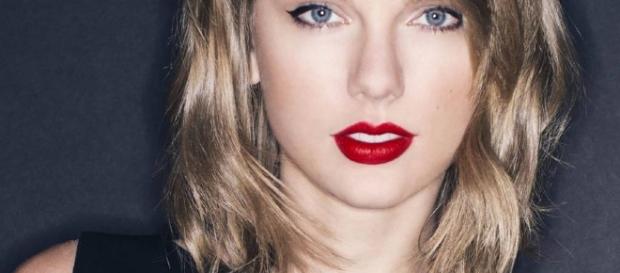 Se filtra fotografía del supuesto acoso sexual sufrido por Taylor ... - elfarandi.com Se filtra fotografía del supuesto acoso sexual sufrido por Taylor ... - elfarandi.com