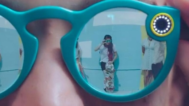 Spectables: gli occhiali di Snapchat per brevi filmati.