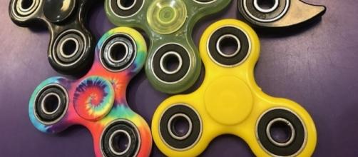 A photo showing different kinds of fidget spinners available in the market now - Flickr/Tanishq Jain