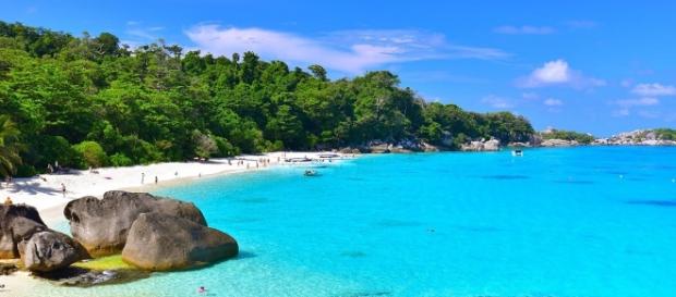 A far da sfondo al set di Temptation Island, la bellissima Sardegna A far da sfondo al set di Temptation Island, la bellissima Sardegna