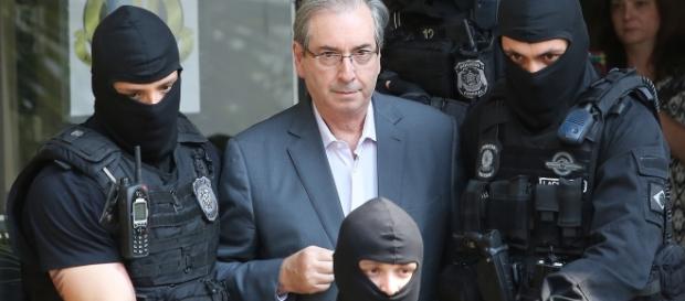 Cunha fez duros ataques ao empresário Cunha fez duros ataques ao empresário