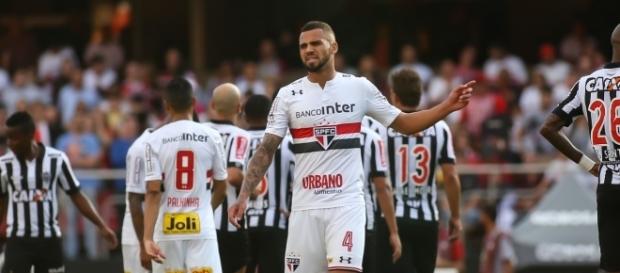 Diretoria diz que Lucão não vestirá mais a camisa do clube Diretoria diz que Lucão não vestirá mais a camisa do clube