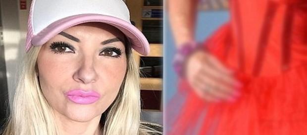 Ela gastou muito dinheiro para ficar parecida com a Barbie (Foto Reprodução - Rachel Evans) Ela gastou muito dinheiro para ficar parecida com a Barbie (Foto Reprodução - Rachel Evans)
