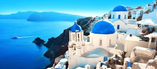 Una veduta di Santorini, una delle più belle isole della Grecia Una veduta di Santorini, una delle più belle isole della Grecia