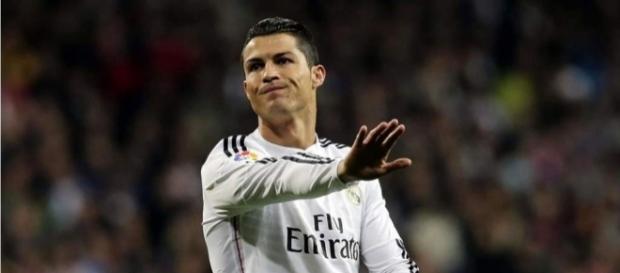 Manchester United duda en fichar a Cristiano Ronaldo Manchester United duda en fichar a Cristiano Ronaldo