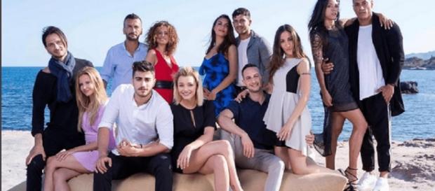 Ecco le sei coppie del reality show di Maria De Filippi. Ecco le sei coppie del reality show di Maria De Filippi.