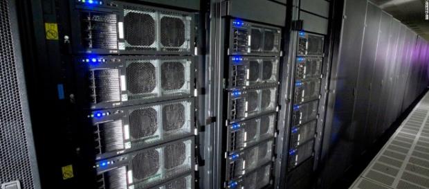 Chinese machine occupies first slot in the world's fastest Supercomputers Chinese machine occupies first slot in the world's fastest Supercomputers