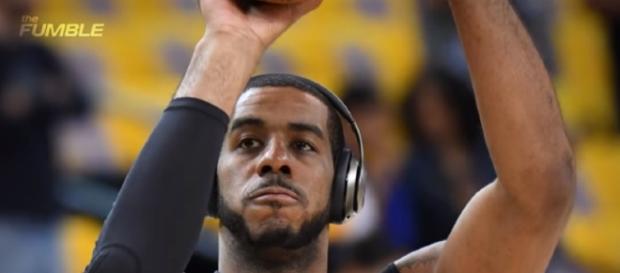 LaMarcus Aldridge - The Fumble/Youtube Screenshot LaMarcus Aldridge - The Fumble/Youtube Screenshot