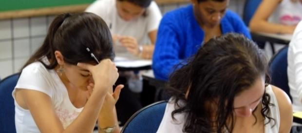 Português 12.º ano poderá ser repetido (imagem Wikimedia Commons) Português 12.º ano poderá ser repetido (imagem Wikimedia Commons)