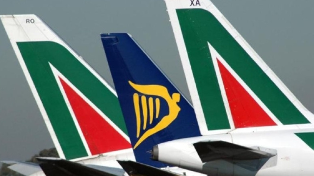 Sono 32 le manifestazioni di interesse per Alitalia. C'è anche ... - lastampa.it