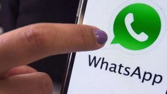 WhatsApp dal primo gennaio non funzionerà più su alcuni smatphone.