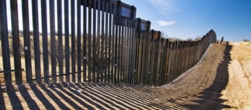 Il presidente degli Stati Uniti Donald Trump ha promesso in campagna elettorale di costruire un muro al confine col Messico