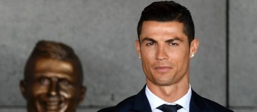 13 hilarious tweets that mock the new creepy Cristiano Ronaldo ... - usatoday.com