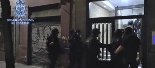 Photo Spain's National Police arrest 3 terror suspects in Madrid photo capture from YouTube/Policía