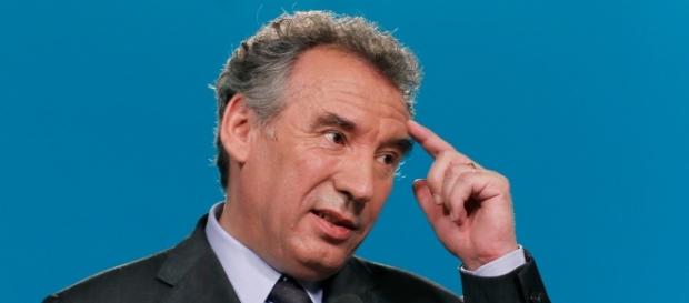 François Bayrou : "Oui, je suis heureux. Pourquoi dirais-je le contraire ?" François Bayrou : "Oui, je suis heureux. Pourquoi dirais-je le contraire ?"