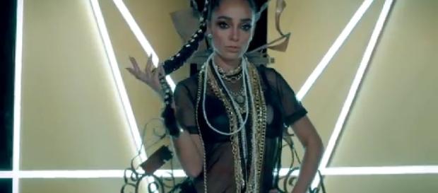 Manelyk video de su famoso tema "odiosa" Manelyk video de su famoso tema "odiosa"
