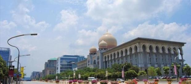 Naypyidaw ( Myanmar)- cea mai ciudată capitală a lumii Naypyidaw ( Myanmar)- cea mai ciudată capitală a lumii