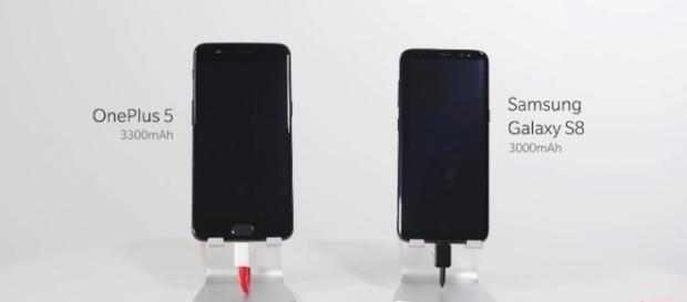 OnePlus 5 rivals the Samsung Galaxy S8 in the fast charging game - YouTube OnePlus 5 rivals the Samsung Galaxy S8 in the fast charging game - YouTube