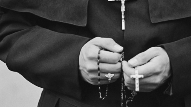 Condannato a 8 anni di reclusione prete accusato di abusi su minori