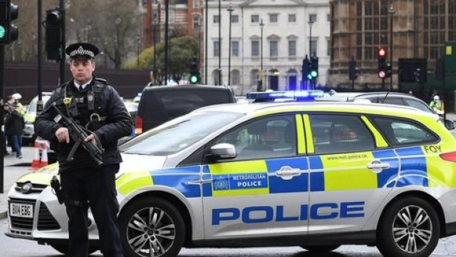 Muore accoltellato un ragazzo italiano a Londra