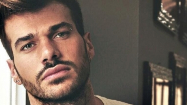 Uomini e donne: Claudio S. pronto a confessare? Ecco quale sarà la sua 'punizione'.