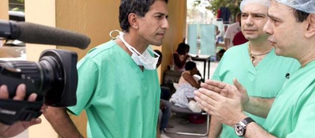 CNN's Sanjay Gupta is a surgeon first - Houston Chronicle - chron.com CNN's Sanjay Gupta is a surgeon first - Houston Chronicle - chron.com