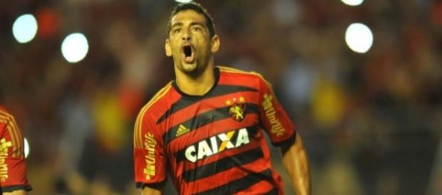 Diego Souza não confirmou sua permanência no Sport Diego Souza não confirmou sua permanência no Sport