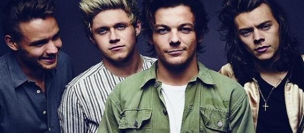 One Direction members Niall Horan, Liam Payne, Louis Tomlinson with Harry Styles / Photo via Harry Styles , Instagram One Direction members Niall Horan, Liam Payne, Louis Tomlinson with Harry Styles / Photo via Harry Styles , Instagram