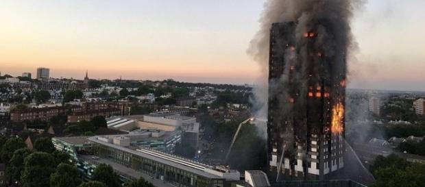 Photo Grenfell Tower fire via Wikimedia by Natalie Oxford / CC BY-4.0 Photo Grenfell Tower fire via Wikimedia by Natalie Oxford / CC BY-4.0