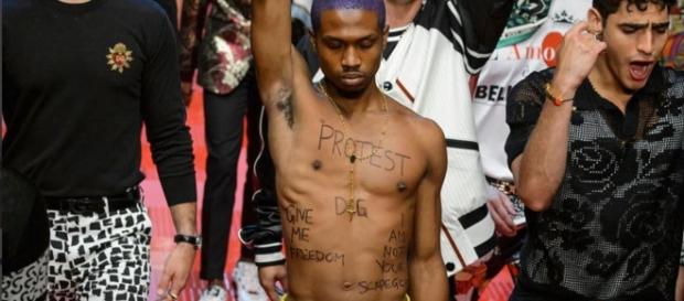 Raury Dolce & Gabbana protest - Raury/Instagram Raury Dolce & Gabbana protest - Raury/Instagram