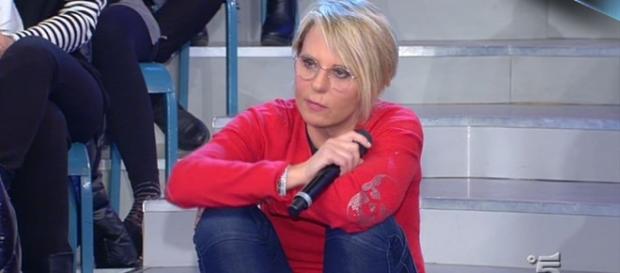 Uomini e donne, brutta notizia per la De Filippi Uomini e donne, brutta notizia per la De Filippi