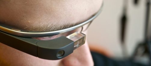Google Glass getting an update after 3 years / Photo via Kārlis Dambrāns, Flickr