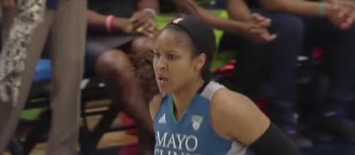 Minnesota Lynx star Maya Moore score 22 points in Friday's win over the Washington Mystics. [Image via WNBA/YouTube]