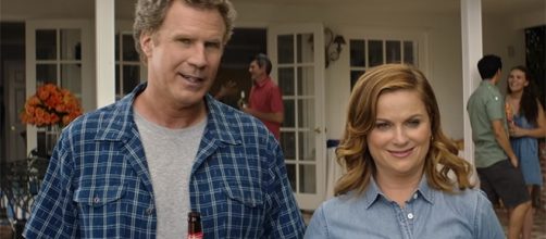 Will Ferrell and Amy Poehler play a suburban couple who are desperate to raise money for their daughter's college tuition. (YouTube/Roadshow)