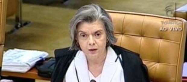 Cármen Lúcia solicita varredura no STF Cármen Lúcia solicita varredura no STF