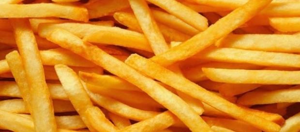 Oi, vai uma batatinha frita aí? Oi, vai uma batatinha frita aí?