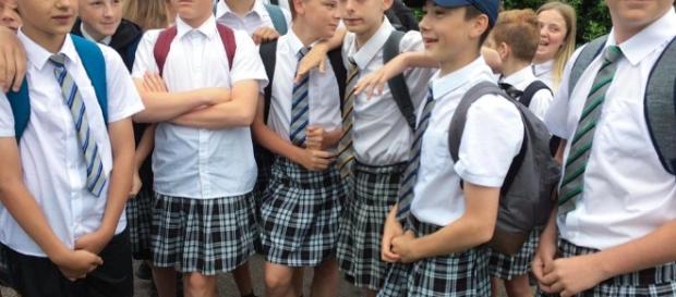 Teenage boys wear skirts to school to protest no shorts policy as ... - thesun.co.uk Teenage boys wear skirts to school to protest no shorts policy as ... - thesun.co.uk