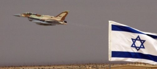 L'aviazione israeliana ha attaccato alcune postazioni siriane al confine con il territorio del Golan