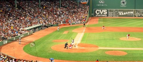 The New York Yankees visit the Boston Red Sox | Vegasjon| via wikimedia commons