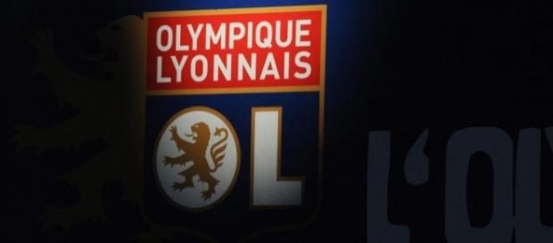 Emanuel Mammana signe à l'OL, le prix de son transfert est connu ! - madeinfoot.com Emanuel Mammana signe à l'OL, le prix de son transfert est connu ! - madeinfoot.com