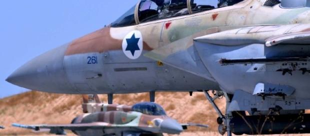 Secondo raid dell'aviazione israeliana in territorio siriano in meno di 24 ore Secondo raid dell'aviazione israeliana in territorio siriano in meno di 24 ore