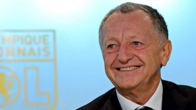 Michel Aulas tacle les "Rosbifs" - europe1.fr