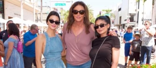 Caitlyn, Kendall and Kylie Jenner hang out for Father's Day (via YouTube - E! News)