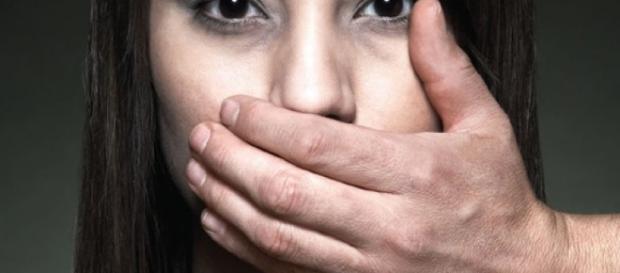 Di no a la violencia contra las mujeres. Di no a la violencia contra las mujeres.
