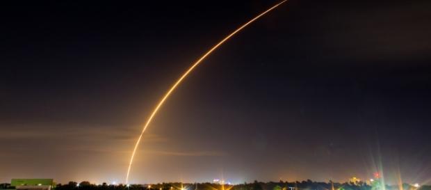 Falcon 9 lainch (Michael Seeley Flickr) Falcon 9 lainch (Michael Seeley Flickr)