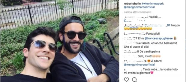 Marco Mengoni e Roberto Bolle: il selfie a New York che incuriosisce i fan Marco Mengoni e Roberto Bolle: il selfie a New York che incuriosisce i fan