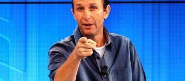 Neto é apresentador do programa ''Donos da Bola'' Neto é apresentador do programa ''Donos da Bola''