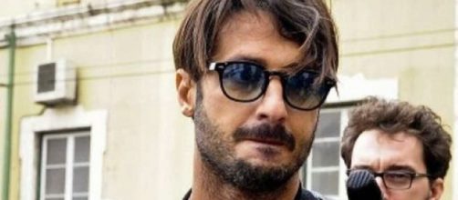 Fabrizio Corona: aria di fiori d'arancio per l'ex re dei paparazzi - blogspot.com